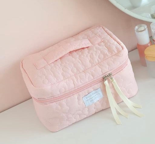 Quilted Storage Bag | Spacious Makeup & Travel Organizer | Stylish Multi-Purpose Storage Bag